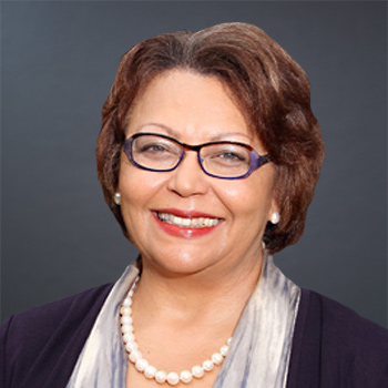 Dr. Beverly Wade Hogan